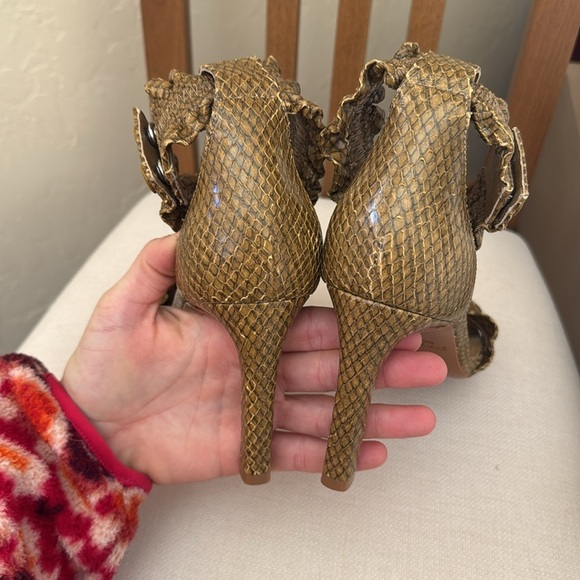 Zimmermann Brown Textured Heels - Picture 9 of 12